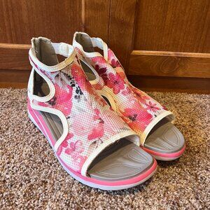 JSport Floral Slide Sandals